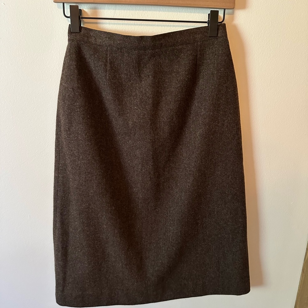Elegant Brown wool Women's Skirt
